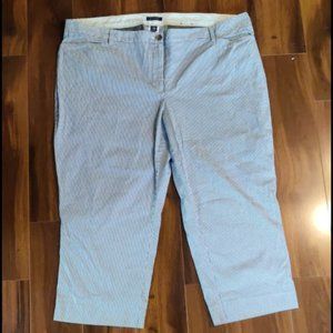 Land's End Blue& White Striped Capris